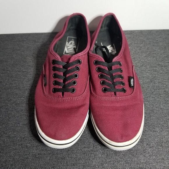 vans lo pro womens burgundy